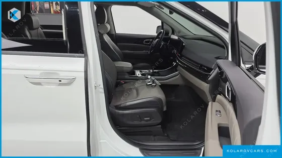 KIA CARNIVAL GASOLINE 9-SEATER SIGNATURE