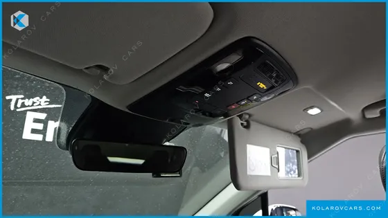 KIA CARNIVAL HEV 9 SEATER PRESTIGE