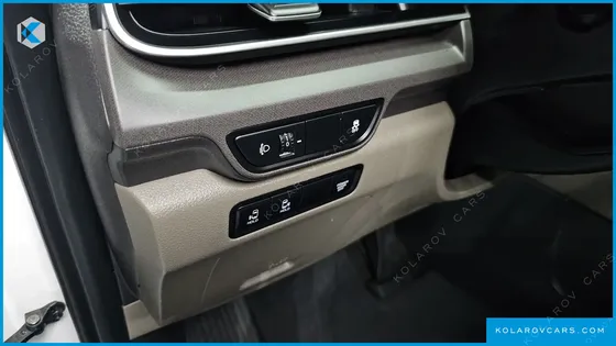 KIA CARNIVAL HEV 9 SEATER PRESTIGE