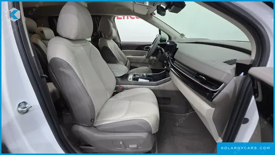 KIA CARNIVAL HEV 9-SEATER HI-LIMOUSINE