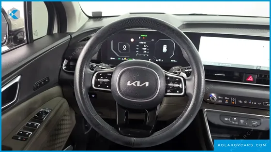 KIA CARNIVAL HEV 7SEATER OUTDOOR NOBLESS