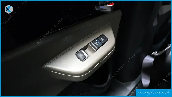 KIA CARNIVAL 9-SEATER SIGNATURE