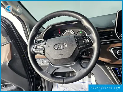 HYUNDAI STAREX WHEEL CHAIR LIFT