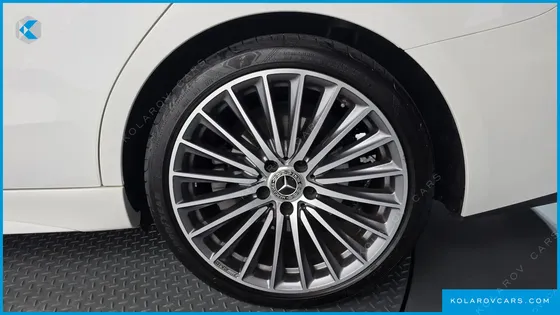 MERCEDES C-CLASS C300 4MATIC AMG LINE
