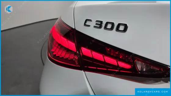 MERCEDES C-CLASS C300 4MATIC AMG LINE
