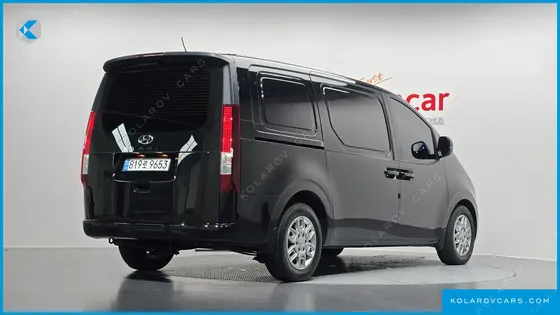 HYUNDAI STARIA CARGO 3-SEATER