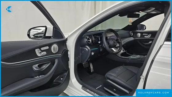MERCEDES E-CLASS E220D 4MATIC AMG LINE