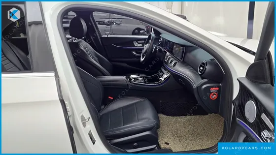 MERCEDES E-CLASS E300 4MATIC AVNATGARDE
