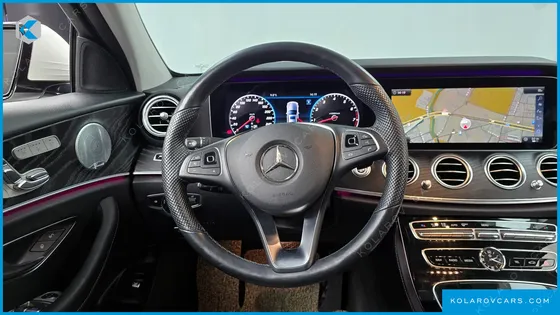 MERCEDES E-CLASS E300 4MATIC AVNATGARDE