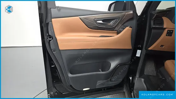 TOYOTA ALPHARD 2.5 HEV EXECUTIVE AWD