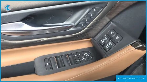 TOYOTA ALPHARD 2.5 HEV EXECUTIVE AWD