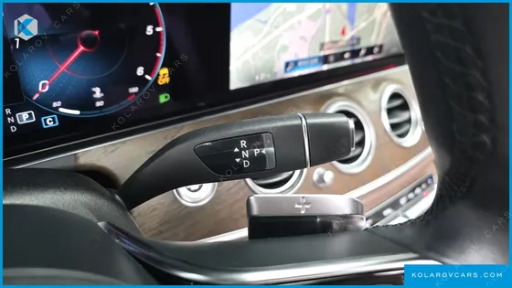 MERCEDES E-CLASS E220D 4MATIC EXCLUSIVE