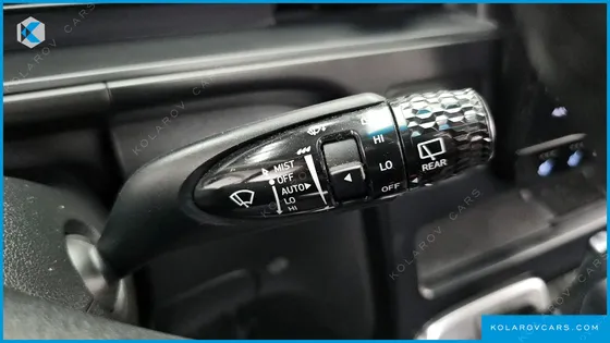 HYUNDAI STARIA 4WD TOURER 9-SEATER