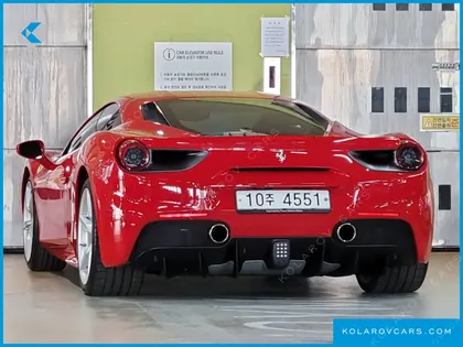 FERRARI 488 3.9
