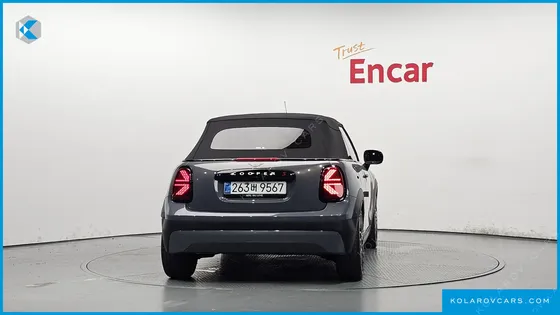 MINI COOPER CONVERTIBLE FAVOURED