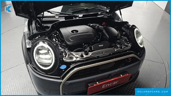MINI COOPER CONVERTIBLE FAVOURED