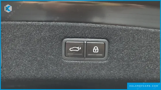 GENESIS G90 GASOLINE 3.5 TURBO AWD