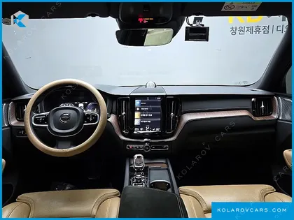 VOLVO XC60 T8 INSCRIPTION
