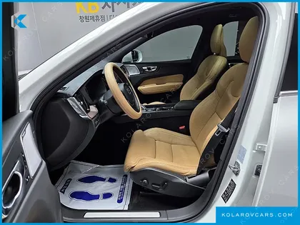 VOLVO XC60 T8 INSCRIPTION