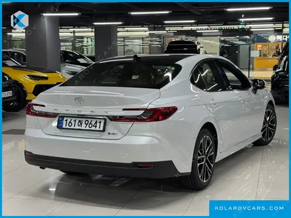 TOYOTA CAMRY 2.5 XLE PREMIUM HYBRID
