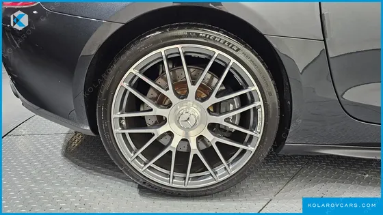 MERCEDES AMG GT 4.0