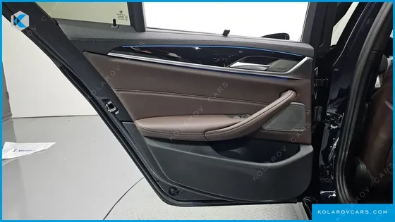 BMW 5 SERIES 530E M SPORT
