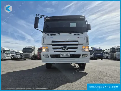 HYUNDAI TRAGO TRAGO 6X4