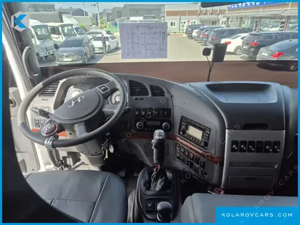 HYUNDAI TRAGO TRAGO 6X4