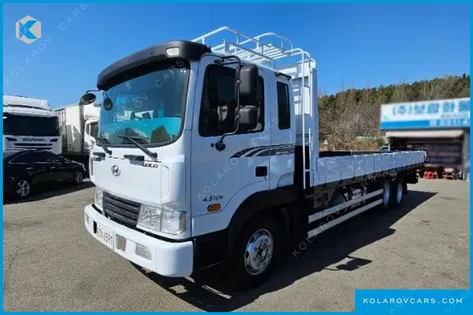 HYUNDAI MEGA TRUCK GOLD