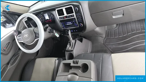 HYUNDAI PORTER II SUPER CABIN LPG