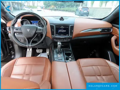 MASERATI LEVANTE 3.0 AWD