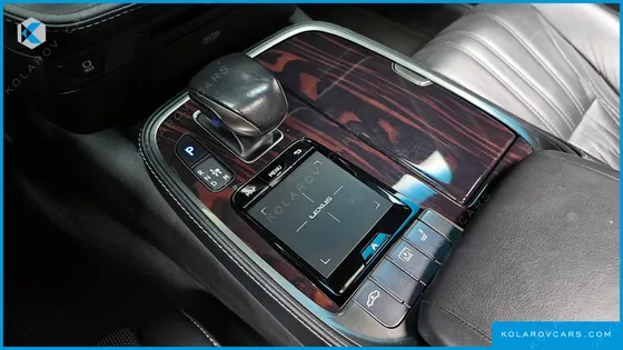 LEXUS LS 3.5 LUXURY AWD