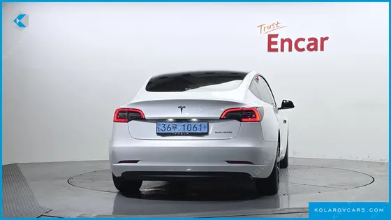 TESLA MODEL 3 STANDARD RANGE PLUE RWD