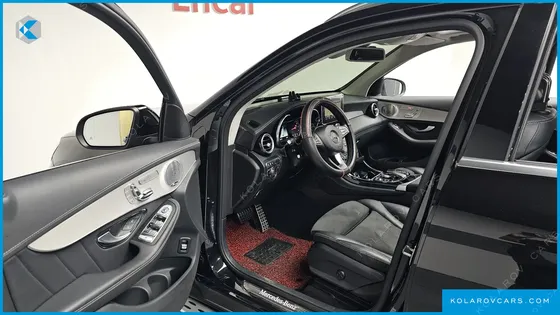 MERCEDES GLC-CLASS GLC300 4MATIC AMG LINE