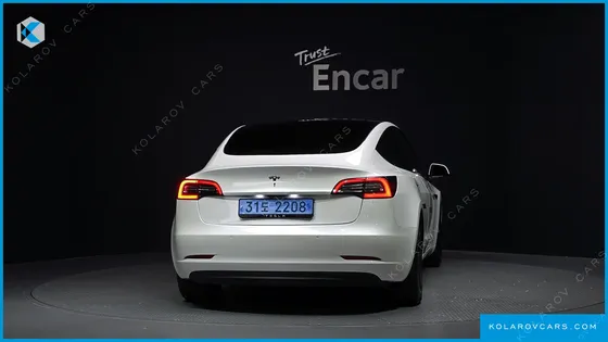 TESLA MODEL 3 RWD
