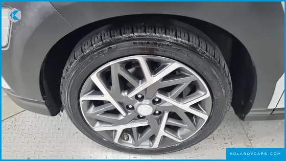 HYUNDAI KONA PREMIUM SPECIAL