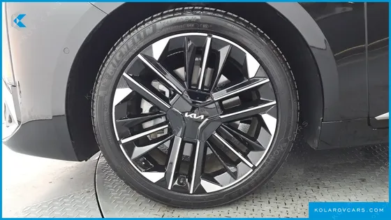 KIA K8 2.5 GASOLINE 2WD