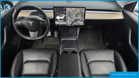 TESLA MODEL Y STANDARD RANGE RWD