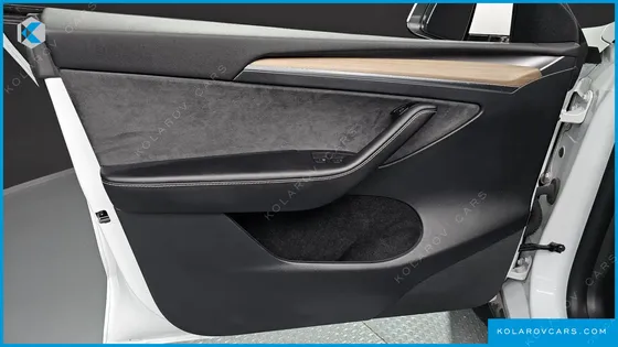 TESLA MODEL Y RWD