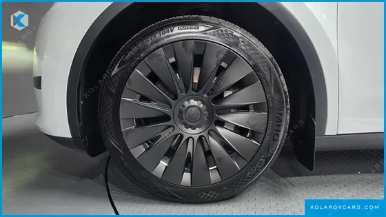 TESLA MODEL Y RWD
