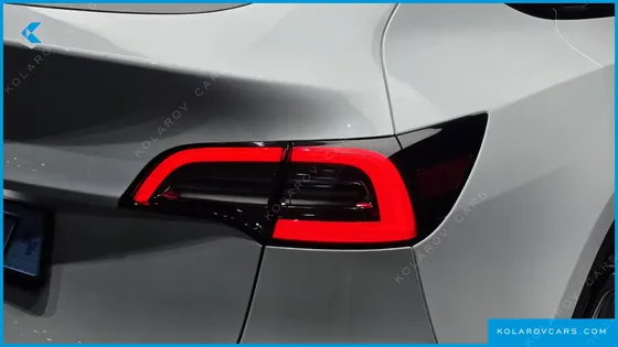 TESLA MODEL Y RWD