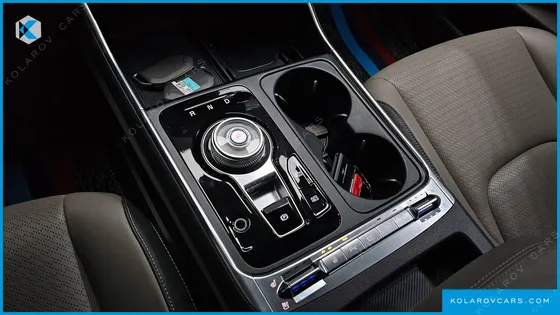 KIA CARNIVAL 9-SEATER SIGNATURE