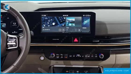 KIA CARNIVAL HEV 9-SEATER HI-LIMOUSINE