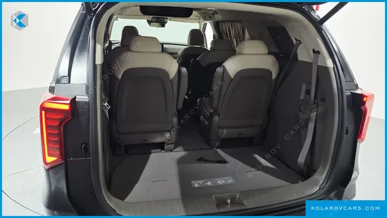 KIA CARNIVAL HEV 9-SEATER HI-LIMOUSINE