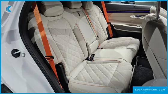 GENESIS GV70 2.5T GASOLINE 2WD