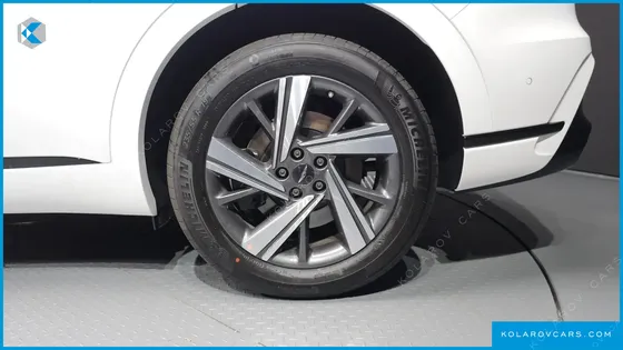 GENESIS GV70 2.5T GASOLINE 2WD