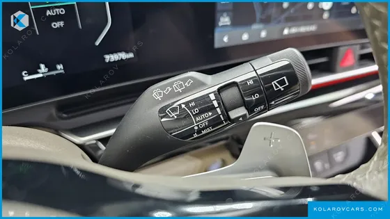 KIA CARNIVAL GASOLINE 9-SEATER GRAVITY