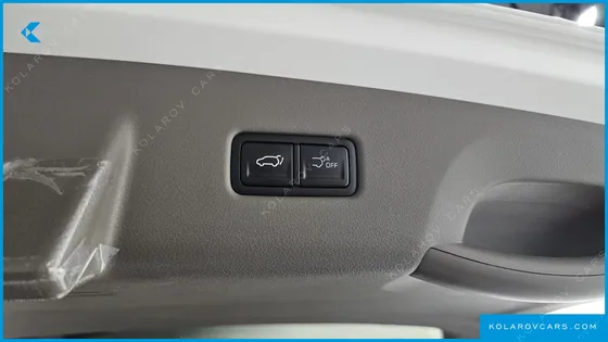 KIA CARNIVAL 9-SEATER GRAVITY