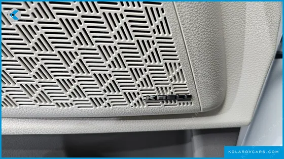 KIA CARNIVAL 9-SEATER GRAVITY