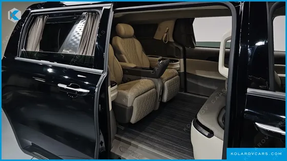 KIA CARNIVAL HEV 4-SEATER HI LIMOUSINE